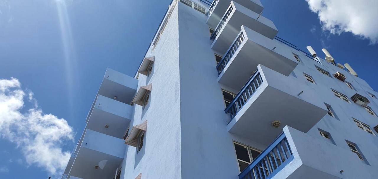 Hastings Towers 4D - Studio Apt Opp Beach Bridgetown Ngoại thất bức ảnh