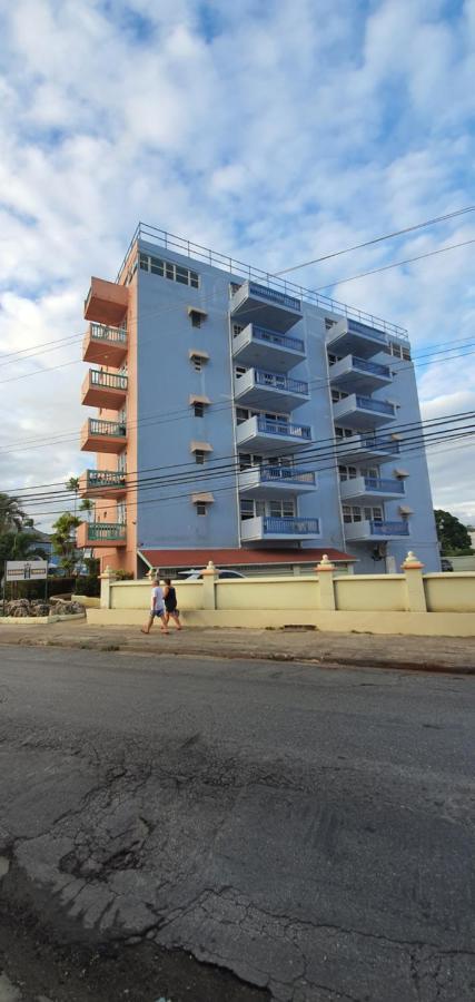 Hastings Towers 4D - Studio Apt Opp Beach Bridgetown Ngoại thất bức ảnh